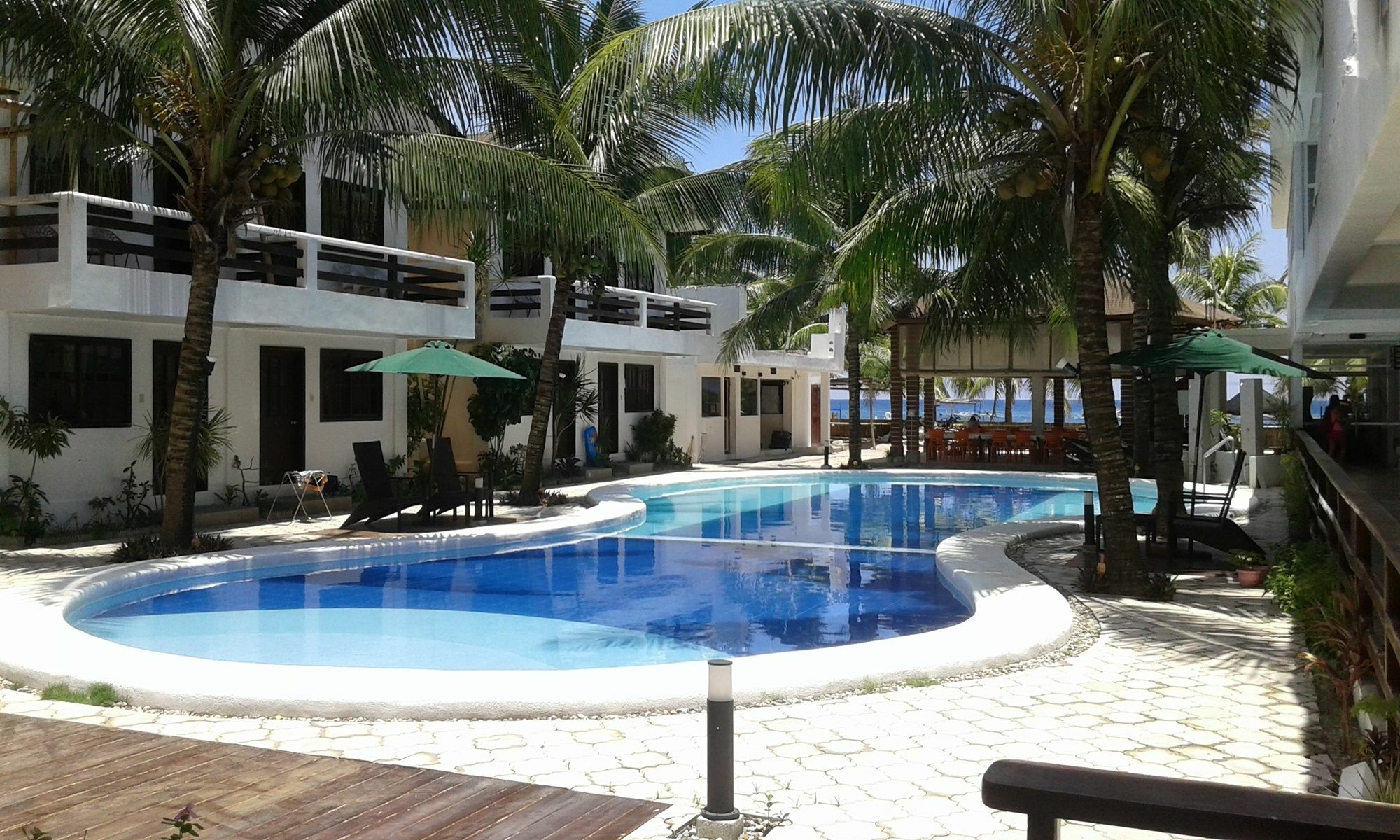 Feliness Resort Manoc-Manoc Exterior foto