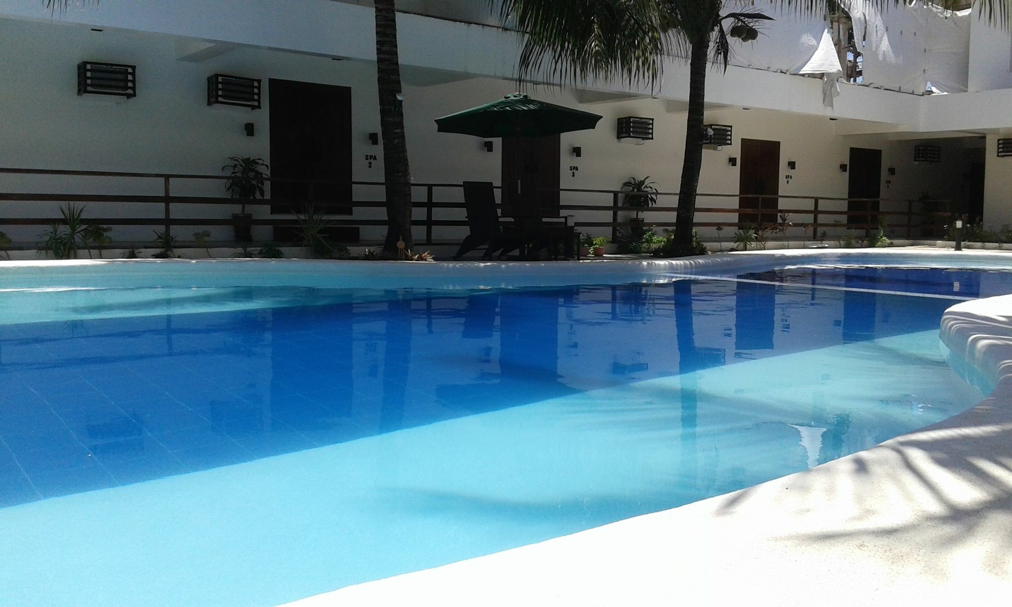 Feliness Resort Manoc-Manoc Exterior foto